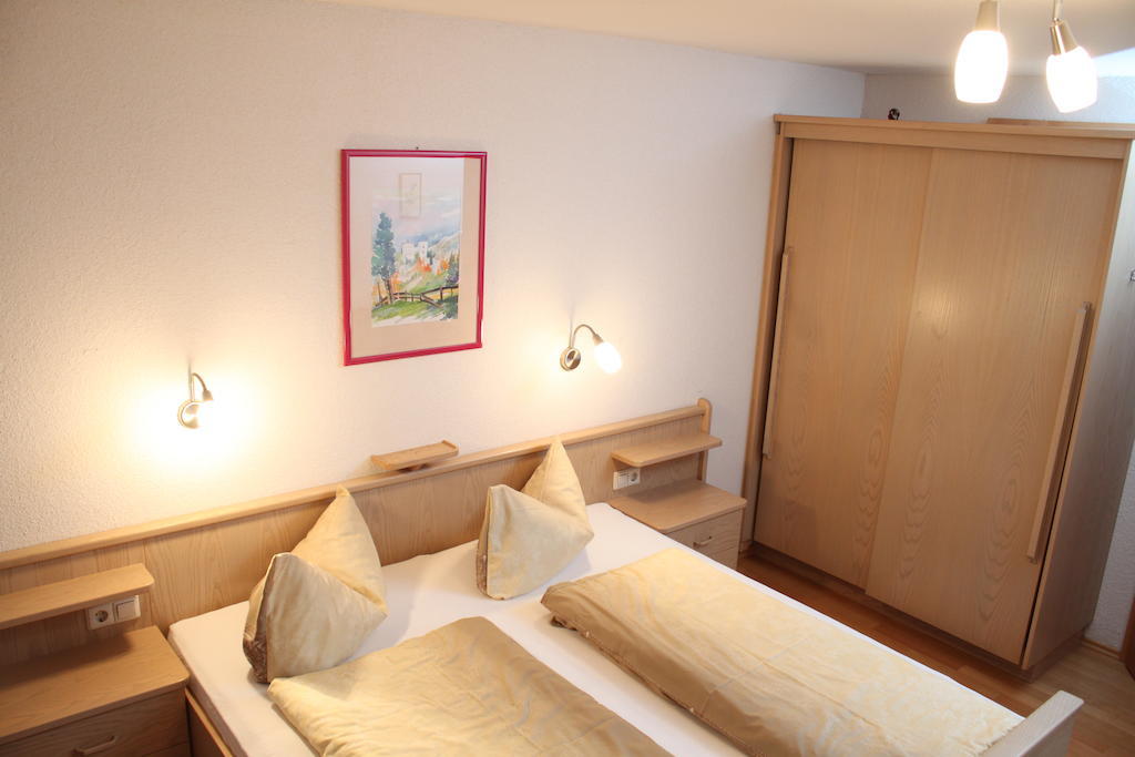 Ferienwohnung Haus Familie Steiner Matrei in Osttirol Zimmer foto